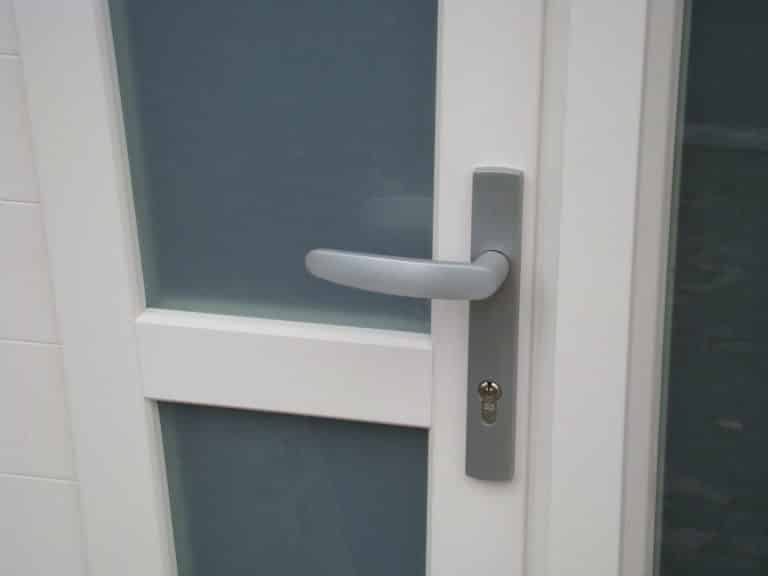 Porte d'entrée pvc - TECHNIMEN-QUIMPERLE (10)